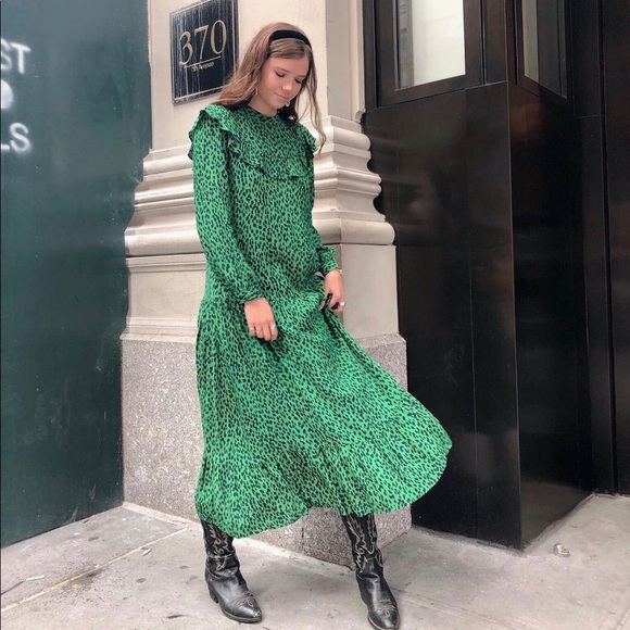 Midi Dress Topshop Emerald Green Dress Topshop Dresses Topshop Never Worn Green Dress Poshmark Midi Dress Topshop Emerald Green Dress Topshop Dresses Topshop Never Worn Green Dress Poshmark